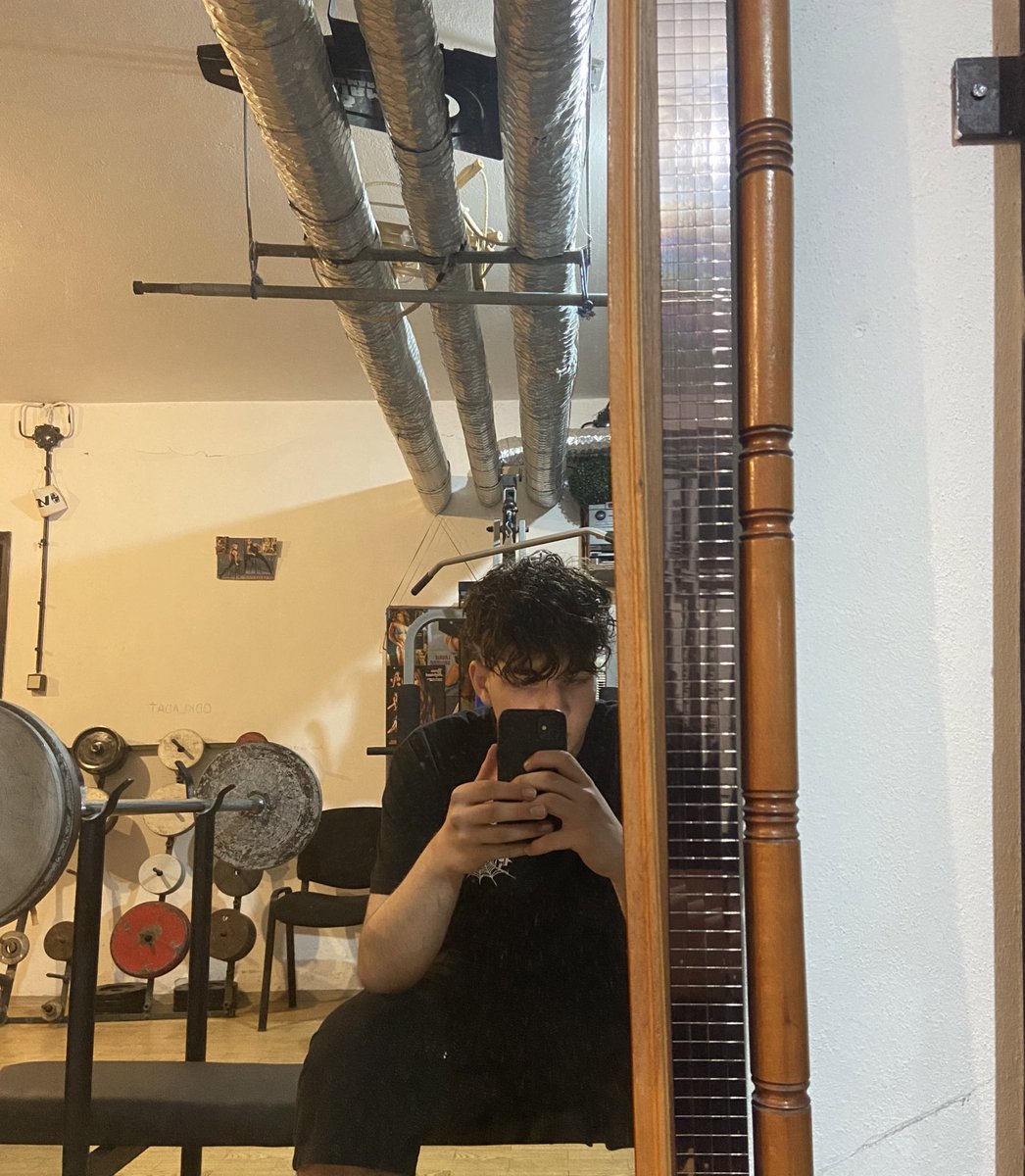 davidfofz tweet media