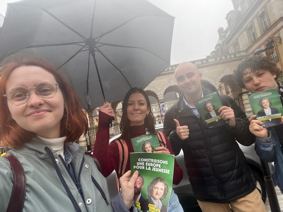 Jour 3 sous la pluie 🌧, mais on n'arrête pas l'écologie politique avec quelques gouttes 🌻🇪🇺🗳