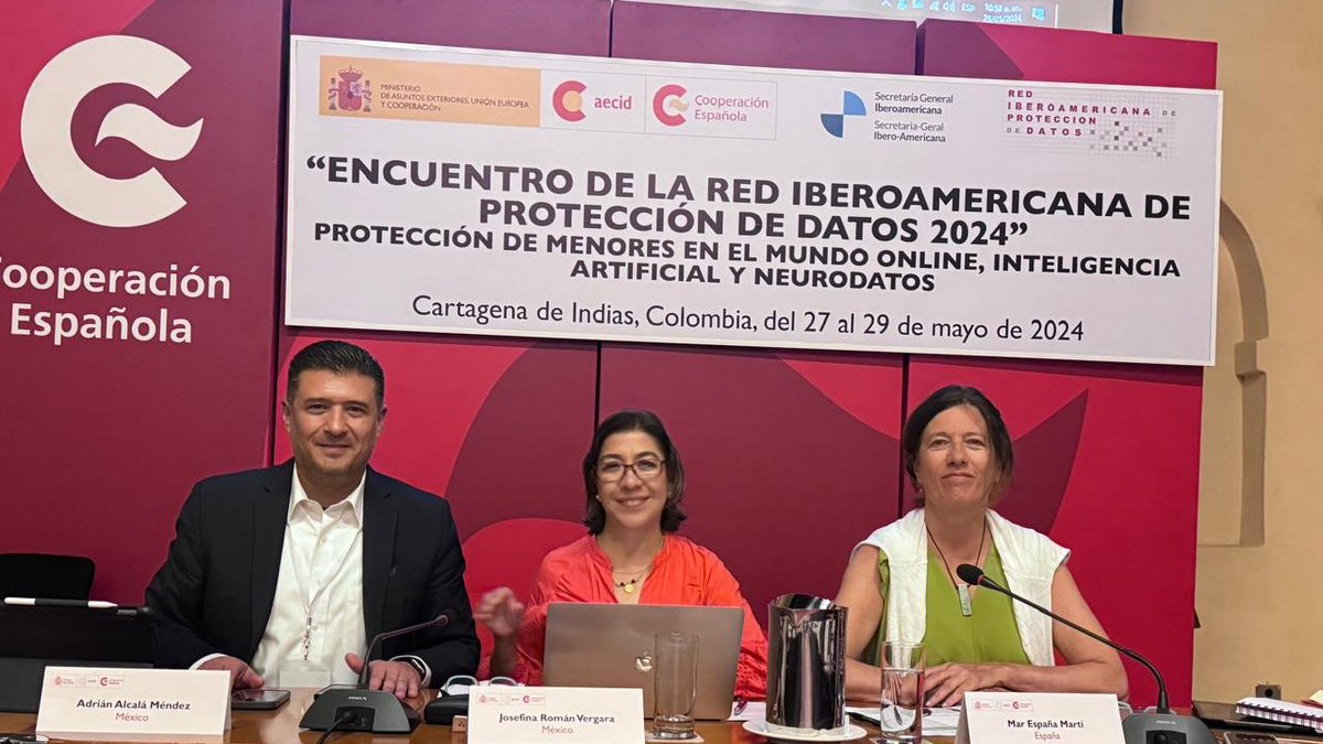 📌🇲🇽🇨🇴En compañía del Comisionado Pdte. @AdrianAlcala75 y con Mar España, iniciamos los trabajos del tercer día del XXI Encuentro Anual de la Red Iberoamericana de Protección de Datos #RIPD. Comenzamos con el panel: Protección de menores en el mundo Online.