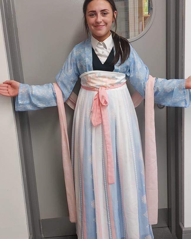 Today’s Mandarin class offered our J3s  a chance to try on some traditional Chinese dress! 
They learned about the Chinese Dynasty from which they came & the clothing associated with each dynasty.
Thank you to our tutor, Ms Renxiu Qian for planning the activity & to our models!