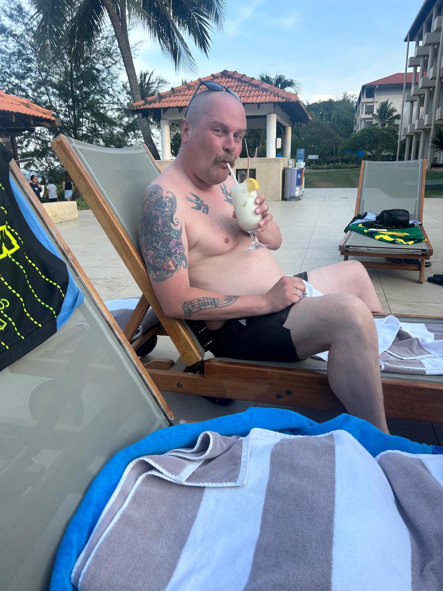 RFCMerthyr's tweet image. Terrible here 😂 #YouthTour2024

Although the real #DelBoy loves it... #PinaColada🍹

#YoungIronmen🖤💚💛