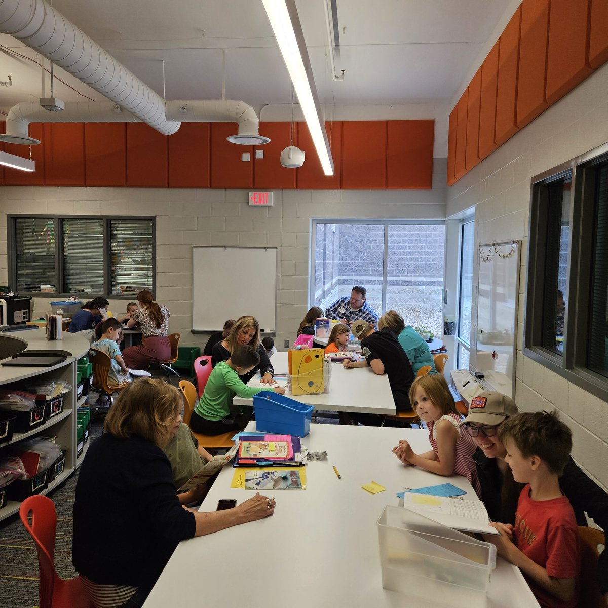 Mrs. Weber tweet media