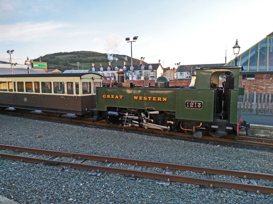 ABERYSTWYTH.
Vale of Rheidol locomotive 1213 freshly returned from Devil's Bridge.
#Aberystwyth #ValeofRheidol #steam