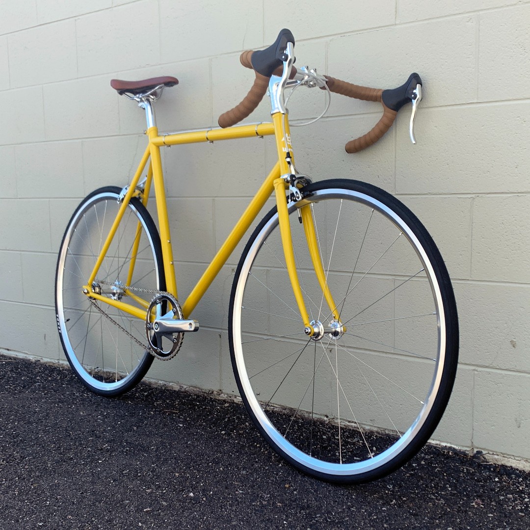 wabicycles's tweet photo. Wabi Classic in custom color Citron with silver components. Mostly stock components. Makes us want to bring back yellow as a stock color soon. 

#wabicycles #singlespeed #fixedgear #reynolds725 https://t.co/nRd84g6BUu