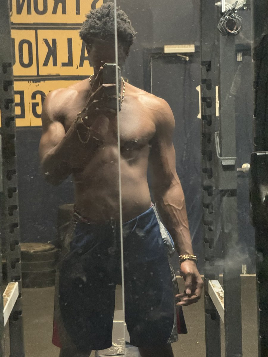 JacobFJClark's tweet photo. Only thing work is work only 190 https://t.co/XbrmBwTNiQ