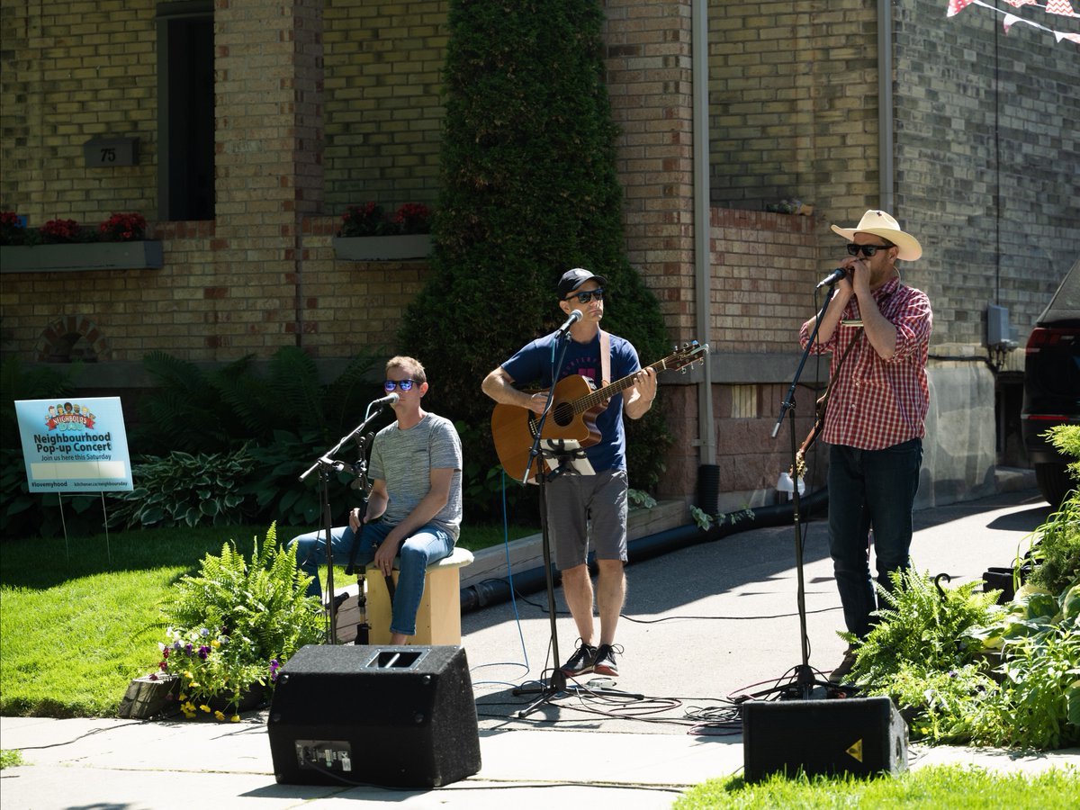 Neighbours Day is approaching fast! 🏘️✨ Hosting a free neighbourhood event on June 15? Get featured on our citywide map. Submit your event by June 3 to join the celebration. Get on the map HERE: bit.ly/4bwoPMe.