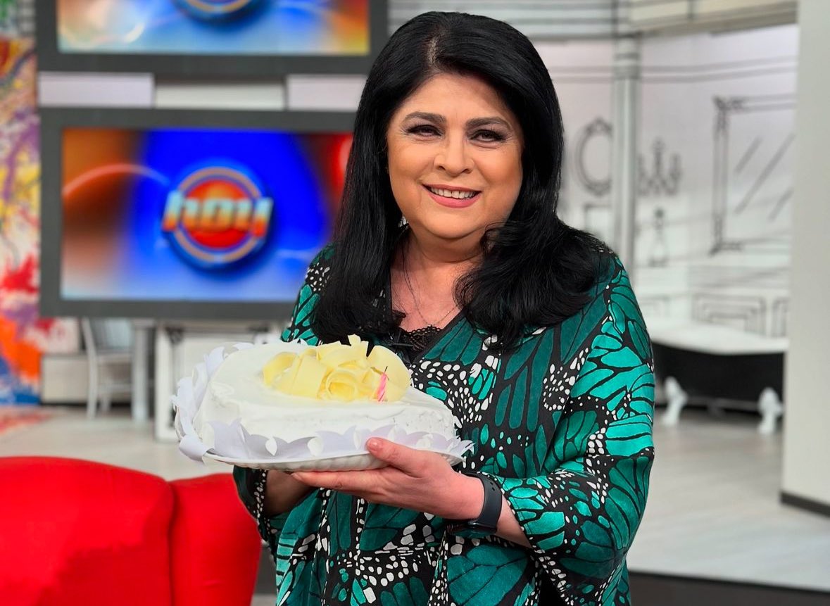 No podíamos dejar ir a nuestra querida <a href="/victoriaruffo31/">victoria ruffo</a> sin festejarle su cumpleaños. 🎂🥳