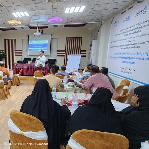#UNICEF & @WHOYemen are currently training 200 general practitioners for 35 days. Training programme includes: fundamentals of quality of care; infection prevention & control; #maternal & newborn health; #immunization; #nutrition, mental health, etc..

#EHCP 
@WorldBank @WBG_IDA