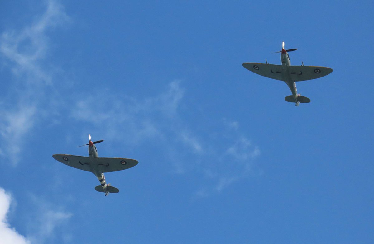 Spitfire pair soaring over #Pegwell Bay this afternoon 📷 #DDay80