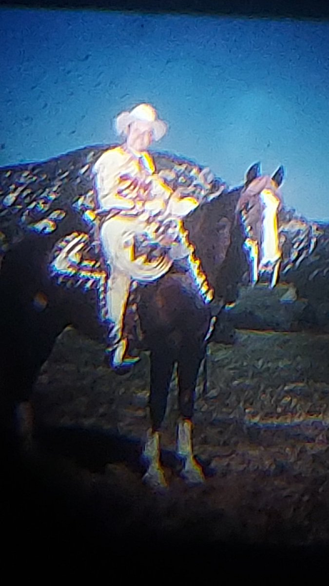 Mom found a really old and well preserved  viewmaster thats probably around 80 years old or so, made me think ab how cooper howard probably had these