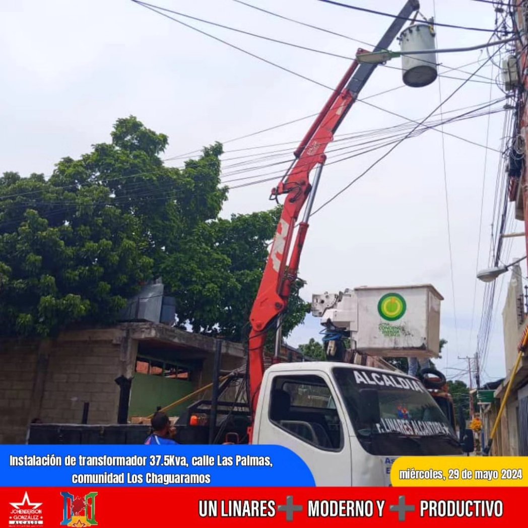 #29May| En Conjunto con Corpoelec realizamos la instalación de un transformador de 37.5 KVA en la calle Las Palmas, comunidad Los Chaguaramos, una acción clave que demuestra nuestro compromiso con la mejora continua de los servicios públicos
#UnidosDeCorazón 
<a href="/NicolasMaduro/">Nicolás Maduro</a>
