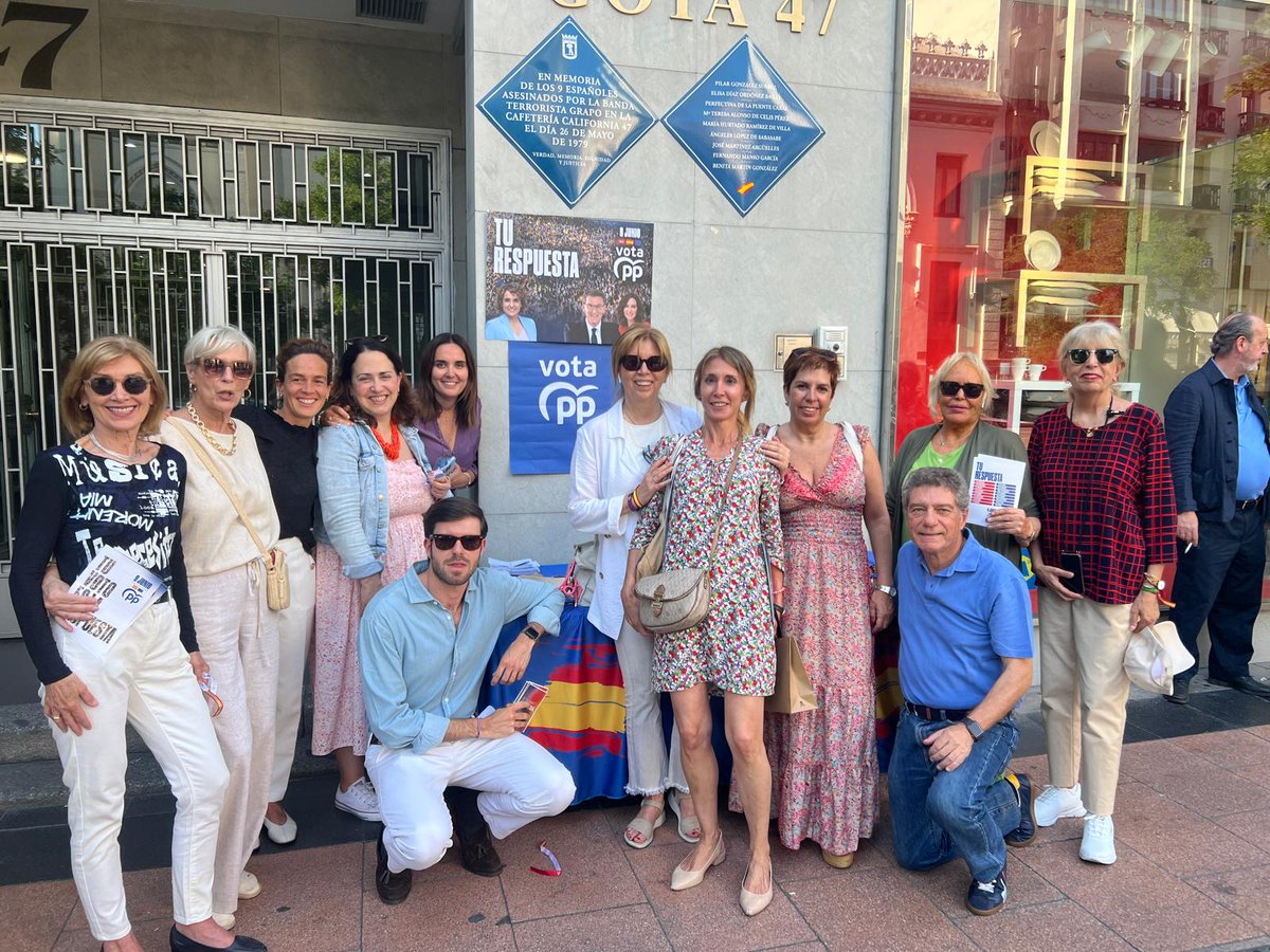 dtosalamancapp's tweet photo. ¡Seguimos en las calles del Distrito para explicar nuestras medidas para Europa!

¡Nos vemos mañana en la Plaza de Toros de Las Ventas! #TuVotoEsLaRespuesta https://t.co/G3Bv7e2P9R