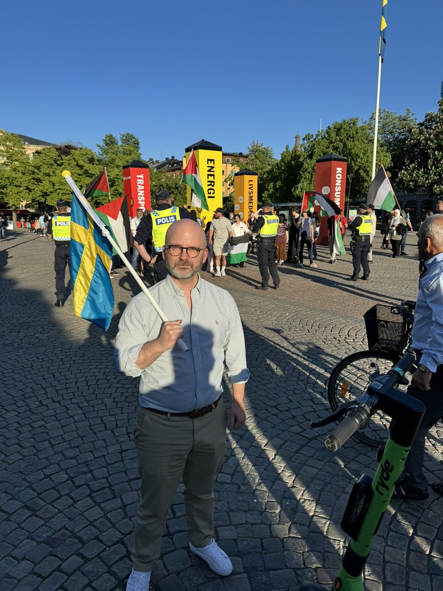 Vad väljer du? 🇸🇪🇵🇸?
