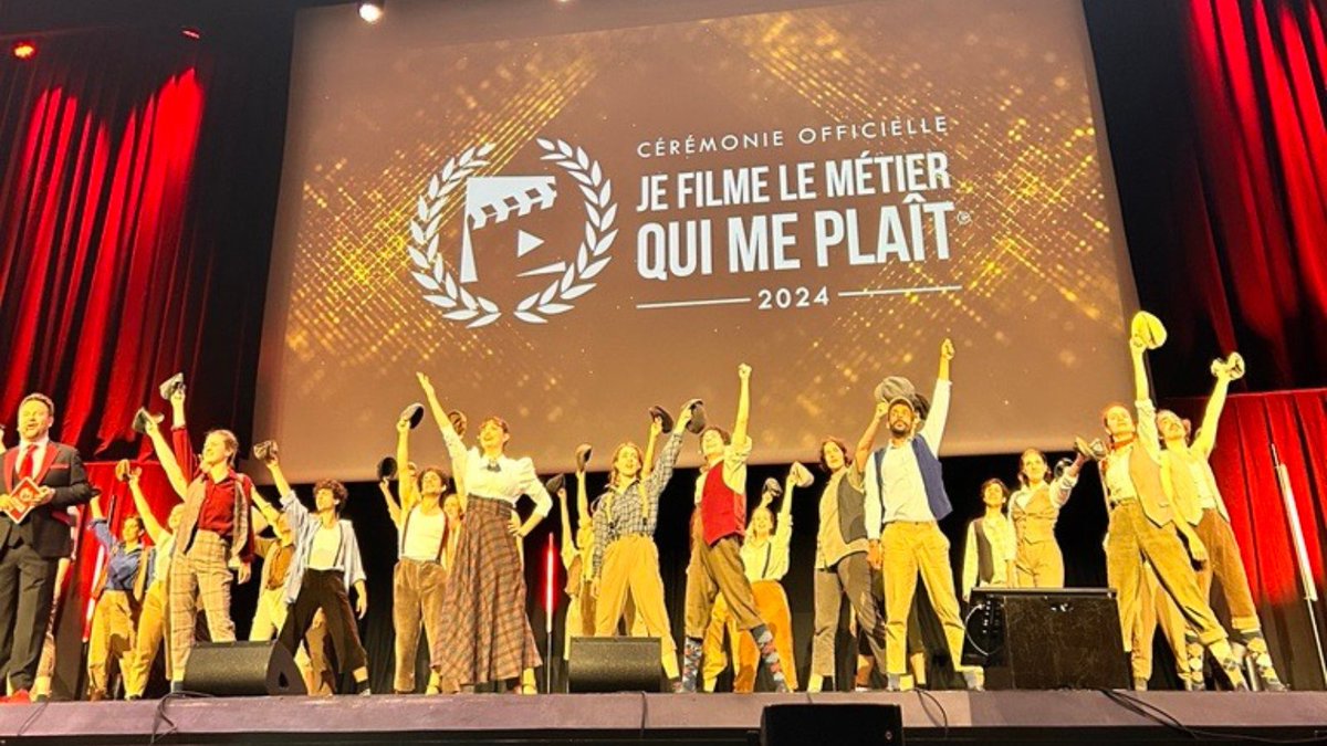AURAOrientation's tweet image. 🎬 #JFLMQMP

La cérémonie nationale de remise des prix du concours "Je filme le métier qui me plaît" a eu lieu, mercredi 29 mai au Grand Rex à Paris.

15 vidéos réalisées par des jeunes d'@auvergnerhalpes ont été primées ! 🏆

Félicitations à tous les participants et lauréats 👏