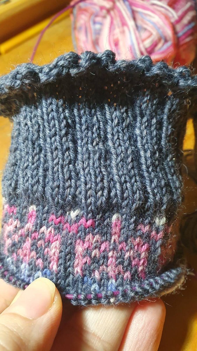 My first #colorwork, which I need to re-make, but I am sooooo #proud of it. Join the #laughs & #crafts crew #live on twitch.tv/yarnia 🧶 #ChillVibes #knit #crochet