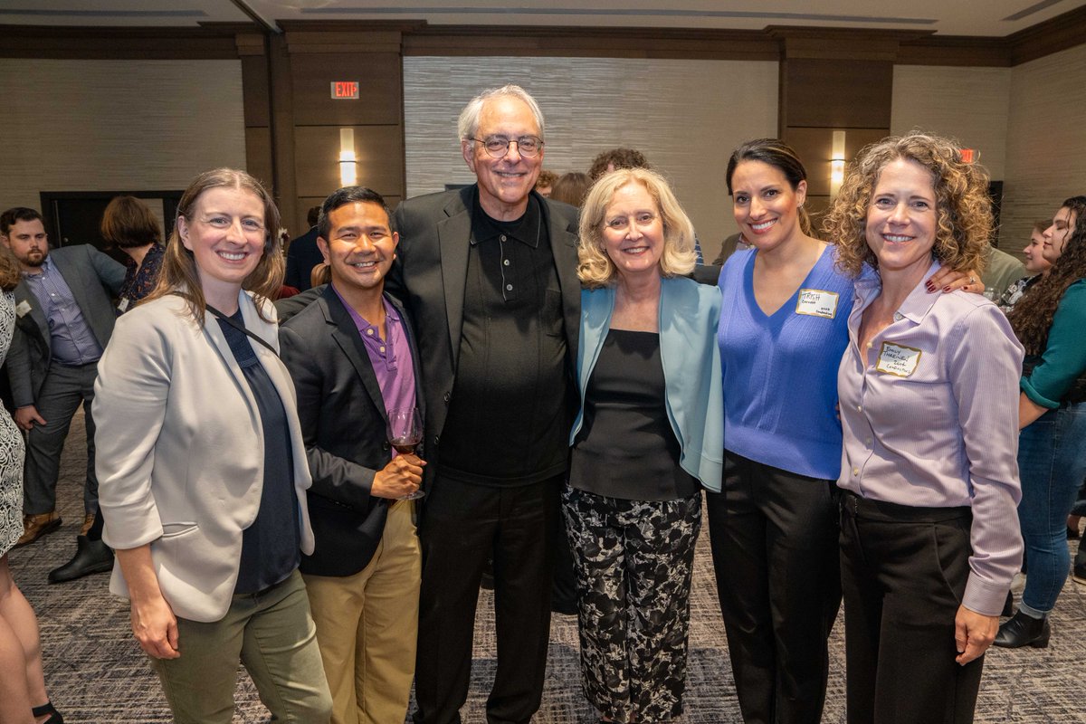 The celebration in honor of retiring Director of Bands Mallory Thompson continued with a reception and surprise appearance by the Wildcat Marching Band! Thank you to all the @NUAlumni and friends who traveled near and far to join us for this special event.

📷 Elliot Mandel