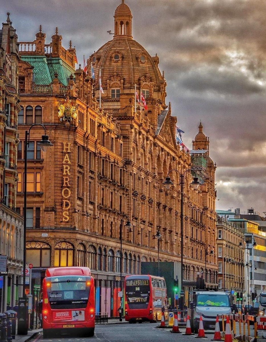 Harrods, London, UK 🇬🇧