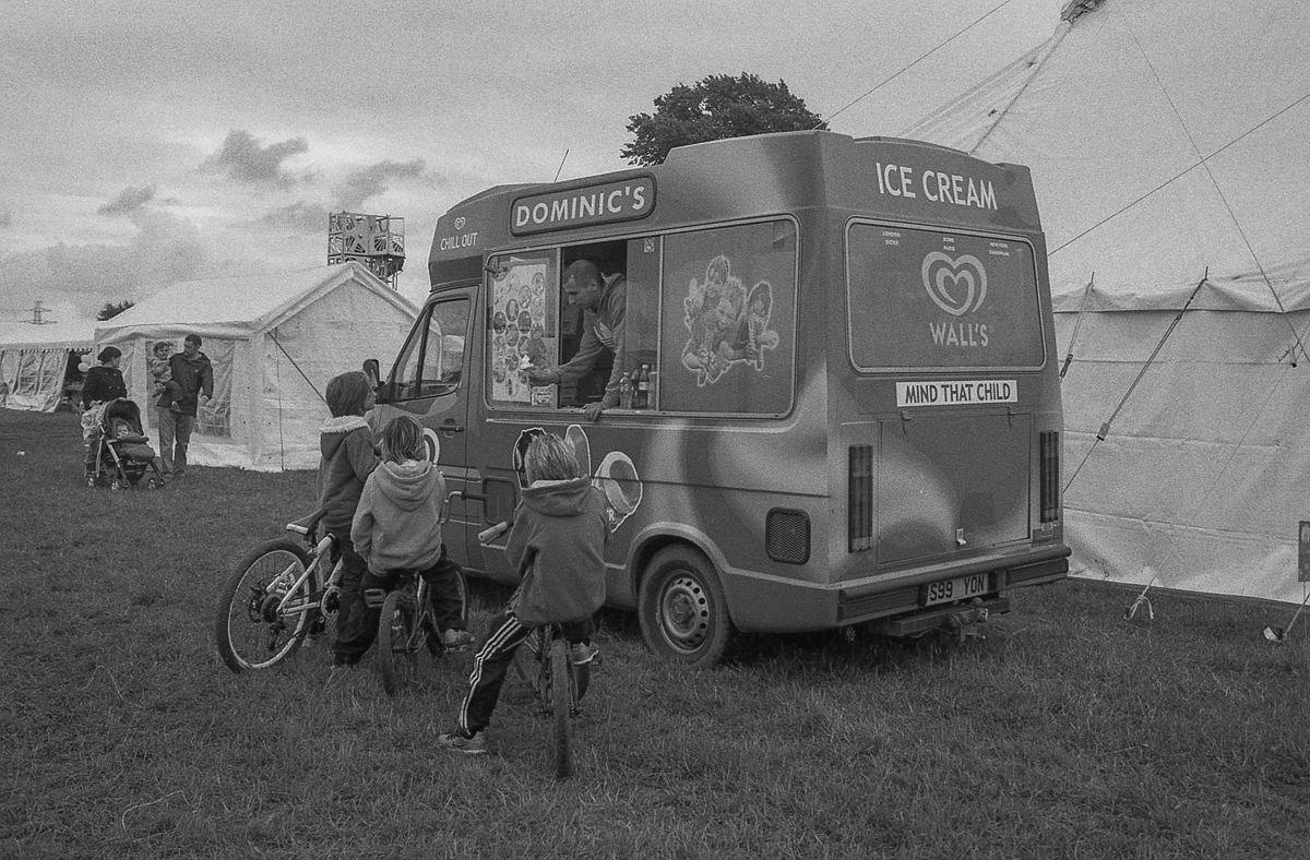 'Ice Cream Please Mr...' Nikon FM2n, 50mm f1.4 on ilford HP5 for #ilfordphoto #fridayfavourites #believeinfilm #analogphotography #themefree