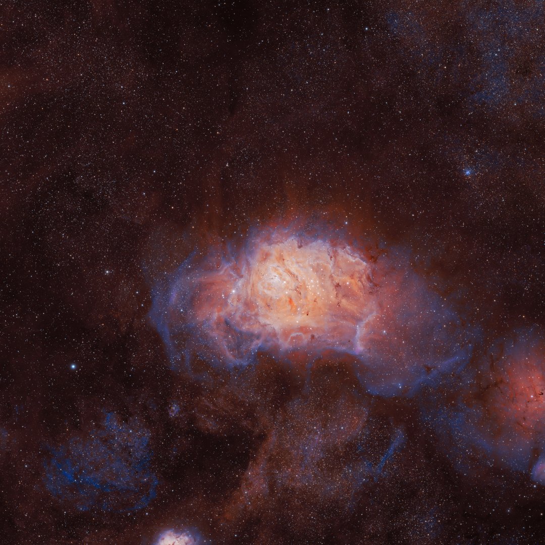 #TLPOD winning image (22/05/2024): M8 Widefield 
Image processed by Jan Zettergren, original data from TelescopeLive.

Start your 1-week free trial now. Click here 👉bit.ly/3q4y9jd

ABOUT THE IMAGE:
🔭 Takahashi FSQ-106ED (AUS-2-CMOS)
🔘 HSO
🖥️ PixInsight