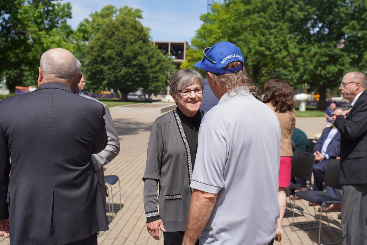 We've comprehensively updated Kansas' workers compensation system for the first time in 13 years. Today, I joined the leaders and advocates who made these meaningful changes possible. This bill is a win for our workforce, businesses, and organized labor.