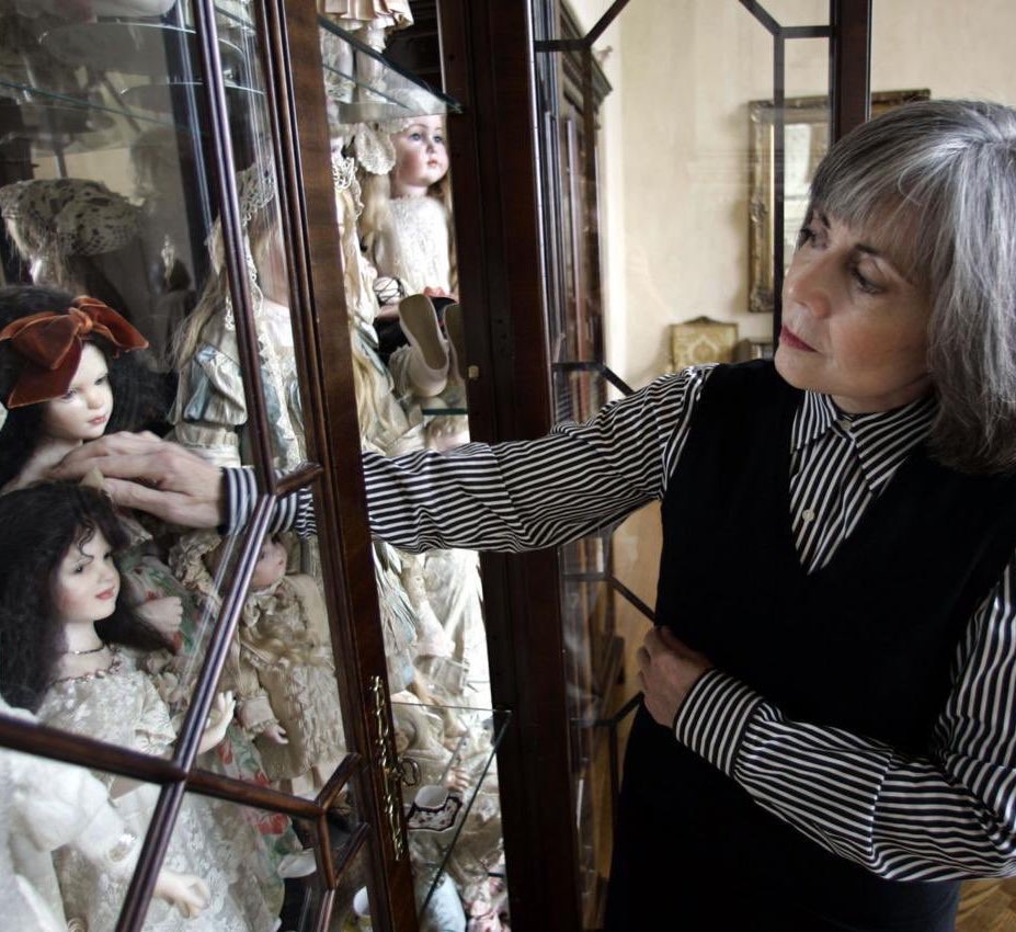 anne rice’s doll collection—'I never purchased a doll simply because it was an antique, or the handiwork of a famous doll artist. I purchased only dolls which I loved and found to be beautiful and interesting…dolls I loved to look at.'