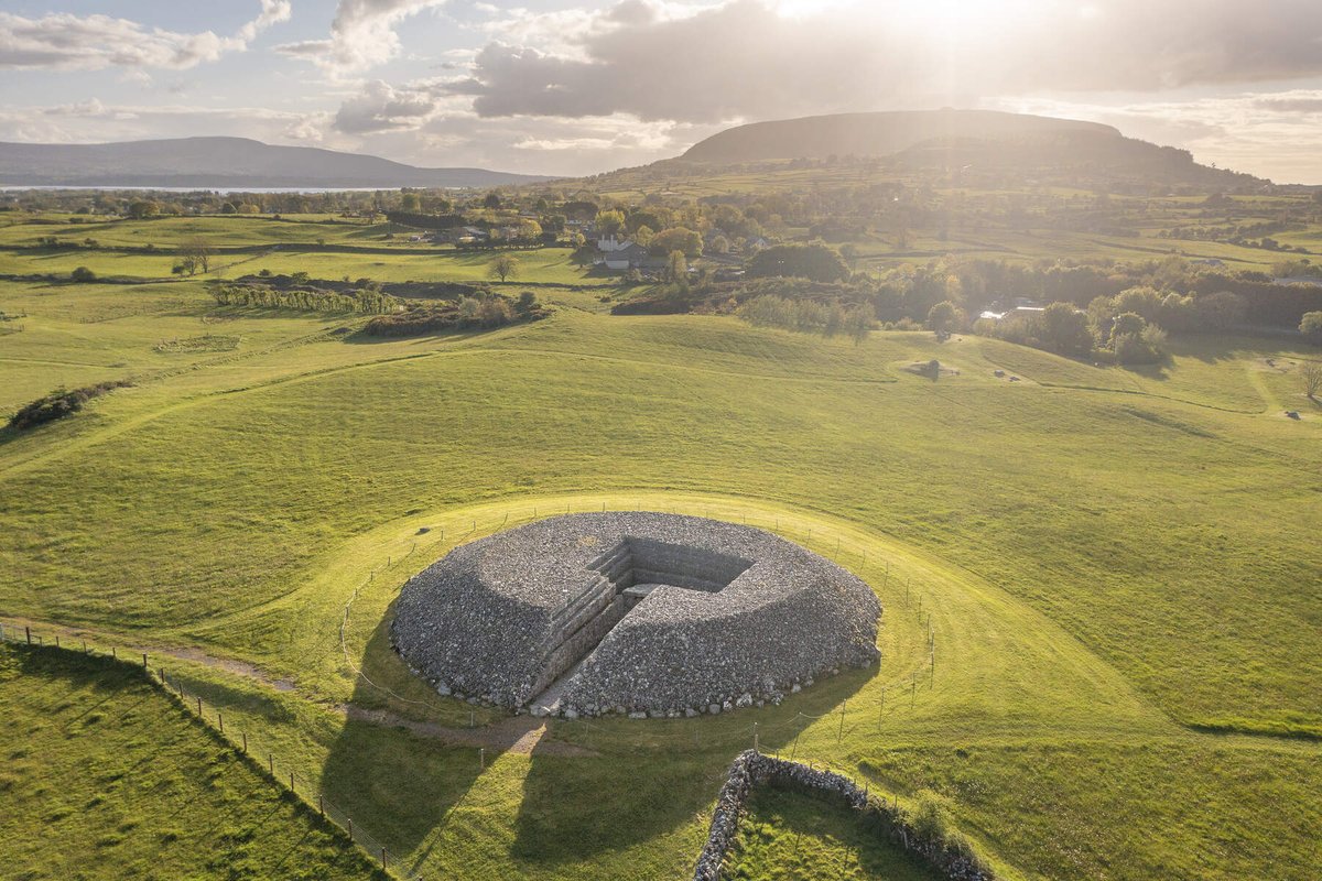 Carrowmore Megalithic Tombs is one of the many highlights of our upcoming Sligo Heritage Tour, 26th - 29th August. It is the oldest and the densest concentration of Neolithic tombs in Ireland: goldenireland.ie/sligo-heritage… @opwireland @HeritageIreOPW @choosesligo