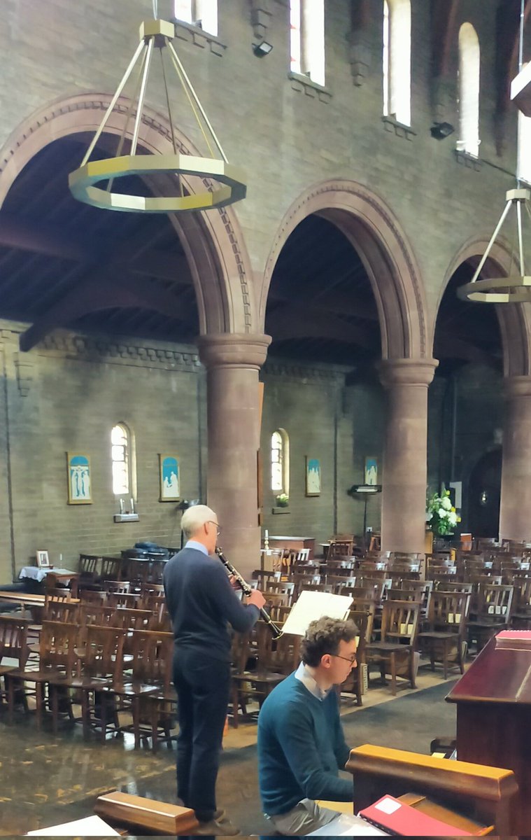 Fr Tony Mills and @Gda1238 rehearsing for Sunday's 'Music at Noon'