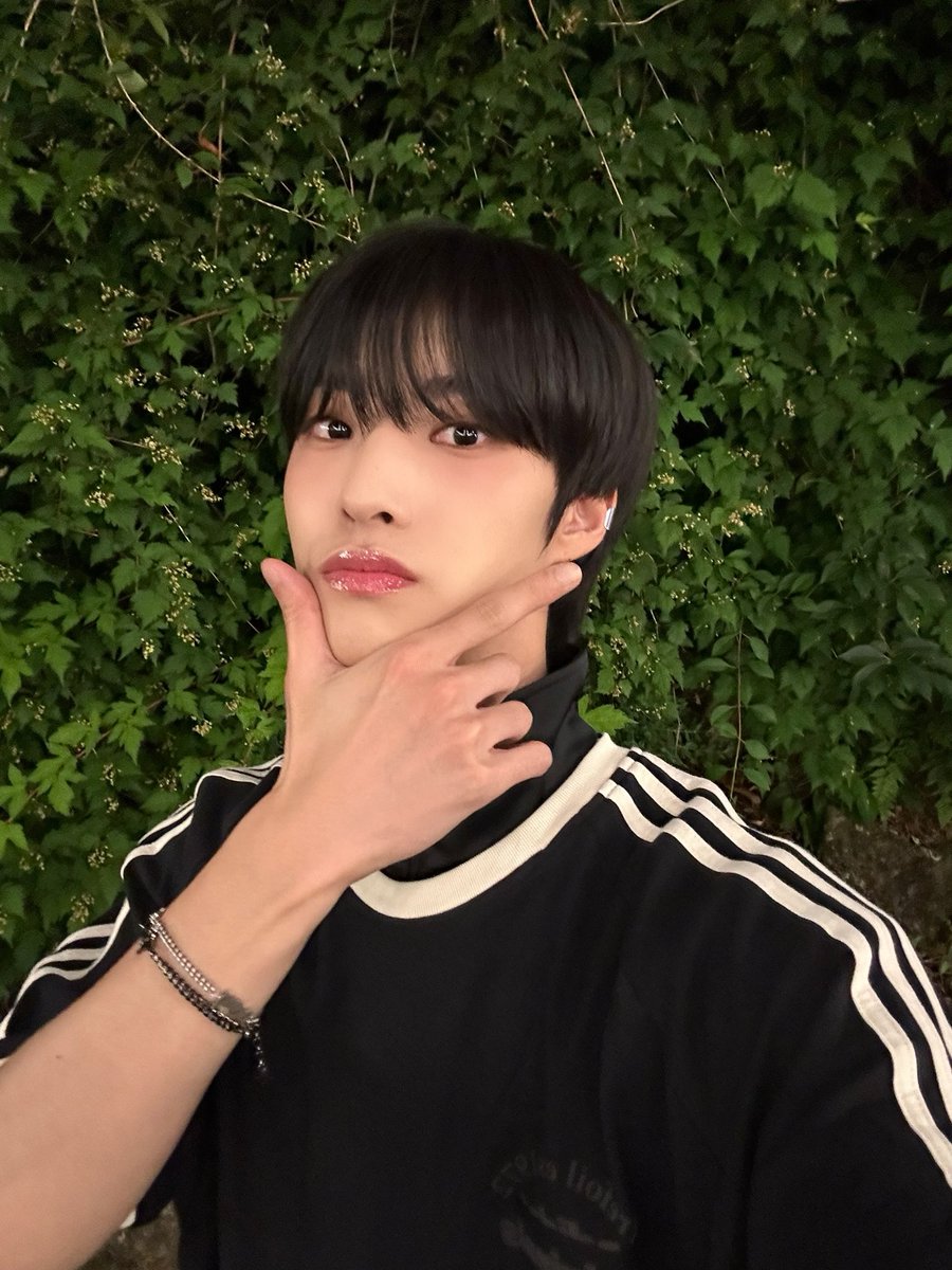 YOUNITE_twt's tweet photo. 즐거웠어용🥰

#현승 #HYUNSEUNG https://t.co/9kYLiuWse0