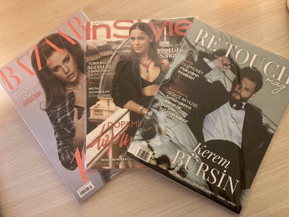 A set of beautiful covers with #SerenaySarıkaya #HafsanurSancaktutan and #KeremBürsin on the way to a fan in España 💌