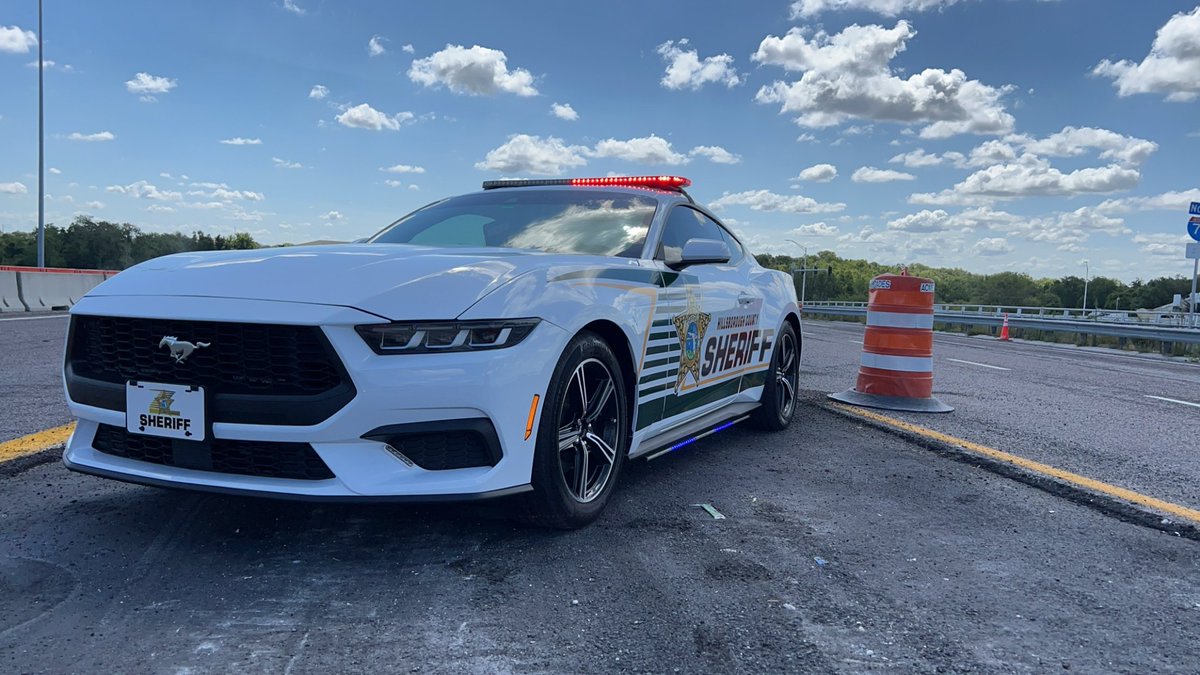 #teamHCSO is dedicated to public education and ensuring the safety of our work zones. Beyond traffic enforcement, HCSO deputies offer educational resources about the hazards of speeding and distracted driving in work zones.

WHAT TO DO AS YOU ENTER A WORK ZONE:
🚧Pay attention