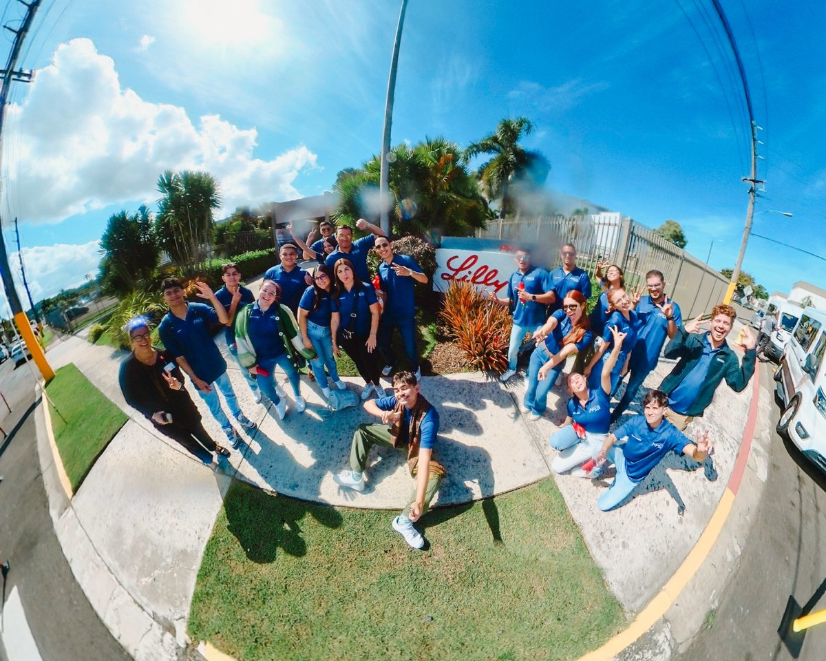apicsuprm's tweet photo. #APICSRECAP Gracias, Lilly del Caribe, por enseñarnos sobre las facilidades y el proceso de manufactura de sus medicinas, que comienzan desde nuestra isla hacia el mundo, cambiando vidas para siempre 💊✨ Gracias <3 https://t.co/2GY492n6Vh