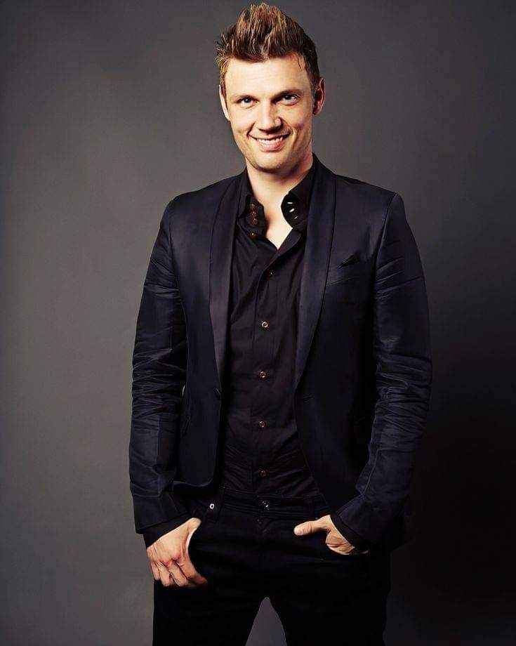 Share your favorite pic of @nickcarter suited up 
#IStandWithNickCarter 
#WeGotYou
♡♡♡♡♡♡♡♡♡♡♾️♾️