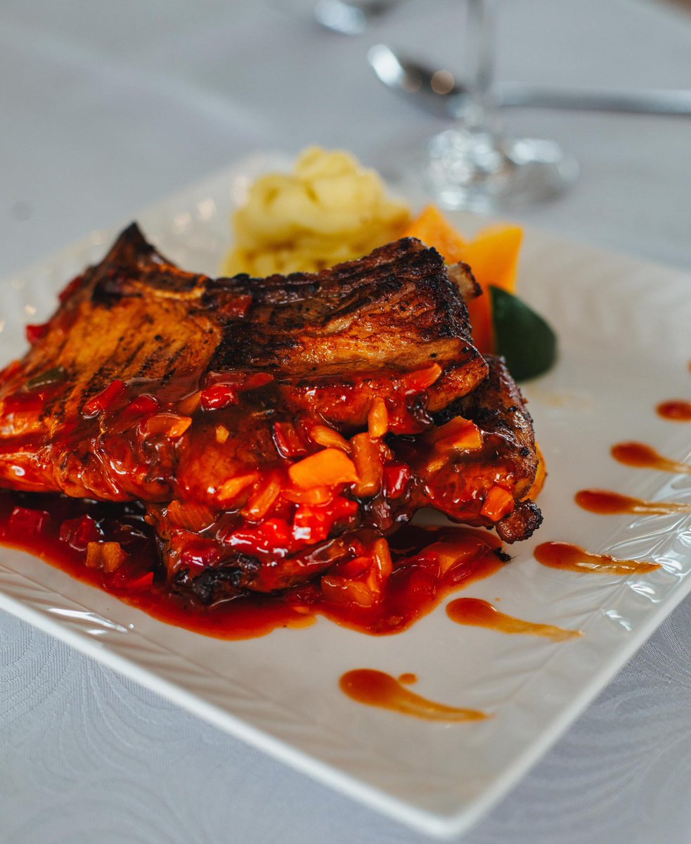 AherezaJanice's tweet photo. Calling all Kampala people to check out “Conversations Over Lunch” hosted by Uvotam at @la_vermo.
Come through and enjoy captivating discussions & delicious bites.
🗓️: 1st June
📍Ntinda
Book your table now #ConversationsOverLunch
#CocktailConversations https://t.co/gtD1h92dV3