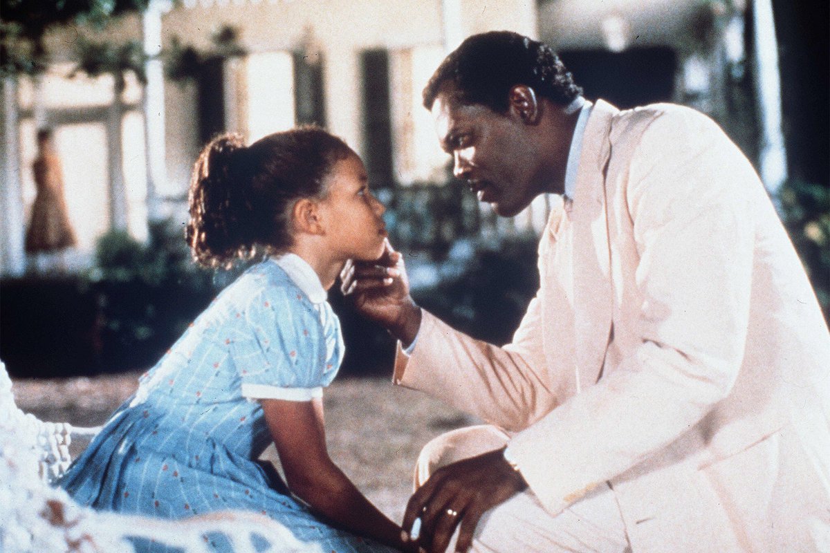 Episode 272 - Jun 12

EVE'S BAYOU (1997)

Director #KasiLemmons slice of the Southern Gothic stars a young #JurneeSmollett alongside #SamuelLJackson, #MeaganGood, #LynnWhitfield & #DiahannCarroll 🤩

Mysticism, secrets and deep Louisiana melodrama