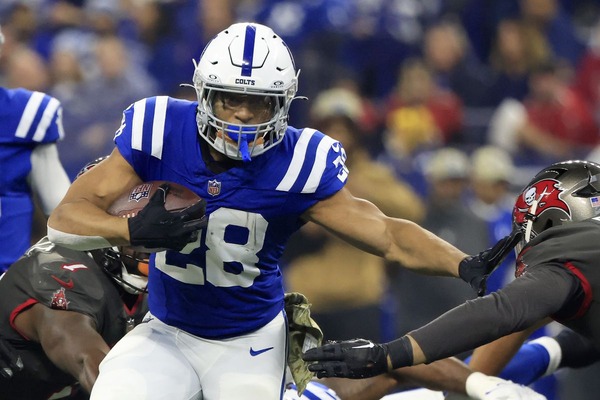 Bounce back season: Nick Chubb or Jonathan Taylor Who are you taking? Thoughts, tweets, retweets welcome. #dawgpound #colts #nfl