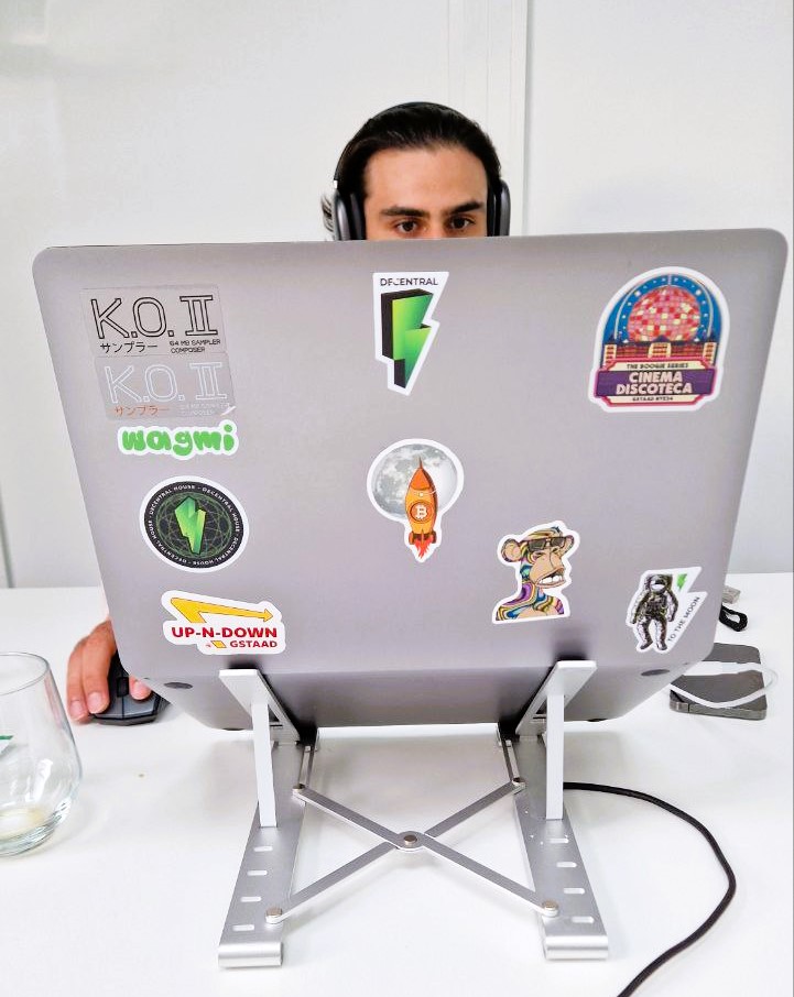 DecentralHouse's tweet photo. Our stickers are here! This is not a drill!
And yes, we've already put them on our laptops.
Need some of the coolest stickers around? Swing by Decentral House for some loot.
#Web3Stickers #OurLaptopsAreSoCoolNow #Geneva #WAGMI https://t.co/wX40OTrMDt