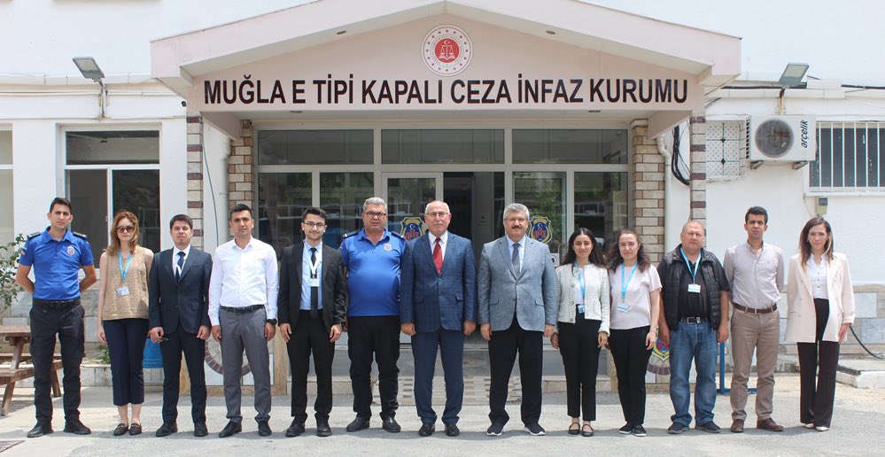 Kurul Üyemiz Ünal Sade başkanlığındaki heyetimiz, Muğla E Tipi Kapalı Ceza İnfaz Kurumuna Habersiz Bir Ziyaret Gerçekleştirdi. 🔗 tihek.gov.tr/mugla-e-tipi-k… @unalsade #TİHEK #UlusalÖnlemeMekanizması #İnsanHakları #Ayrımcılık #Eşitlik