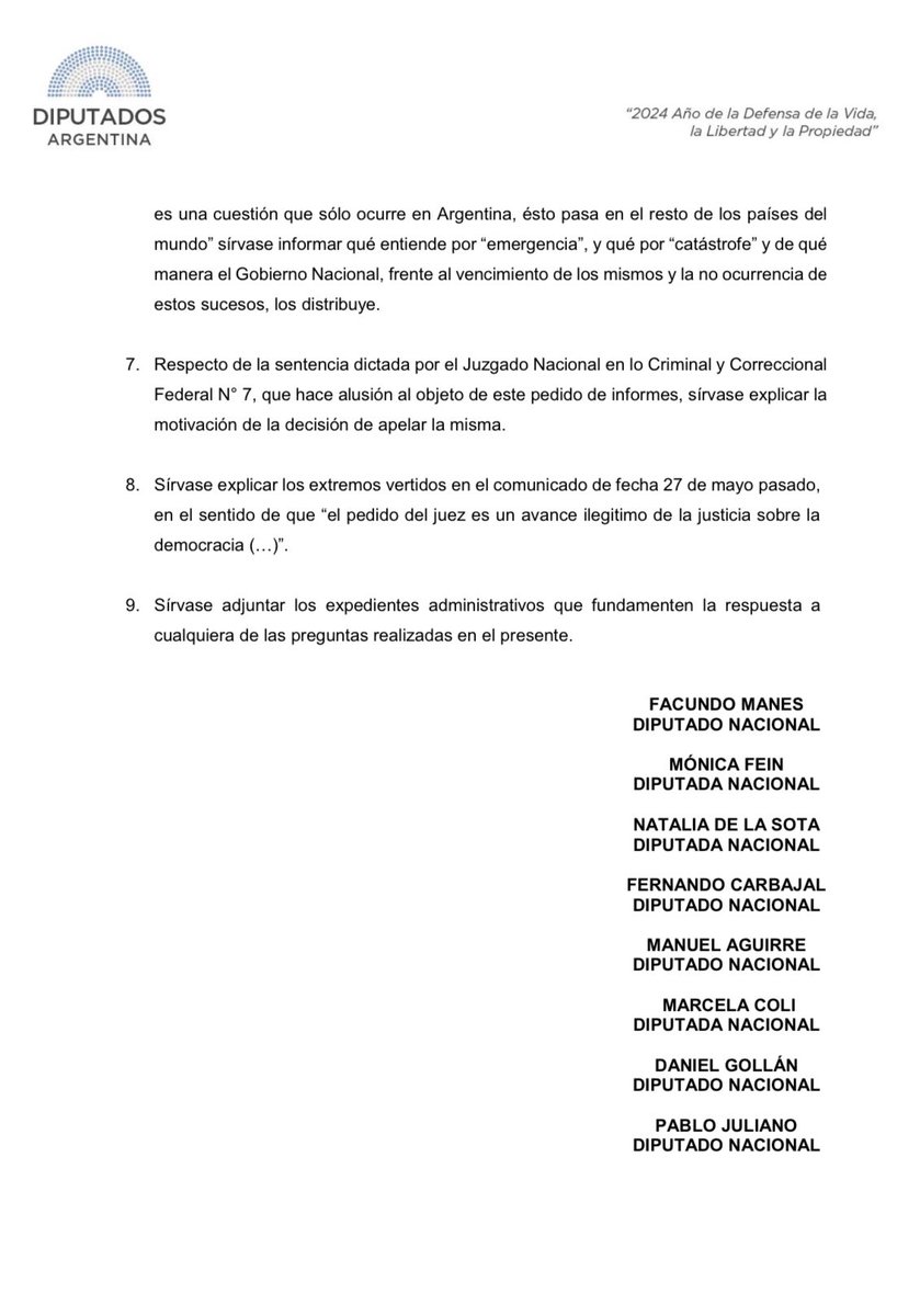 ManesF's tweet photo. Que el Gobierno informe por qué no distribuye los alimentos cuando hay emergencia por el hambre y la malnutrición.

Presentamos con diputados de distintos bloques un pedido de informes al Poder Ejecutivo para que detalle por qué no cumple sin dilaciones con el fallo judicial sobre la distribución de alimentos acumulados en los depósitos.

@MonicaFein
@NataliaDLSok
@FCarbajal2021
@aguirremanuelok
@Marcelacoli63
@DrDanielGollan
@PabloJulianoLP
