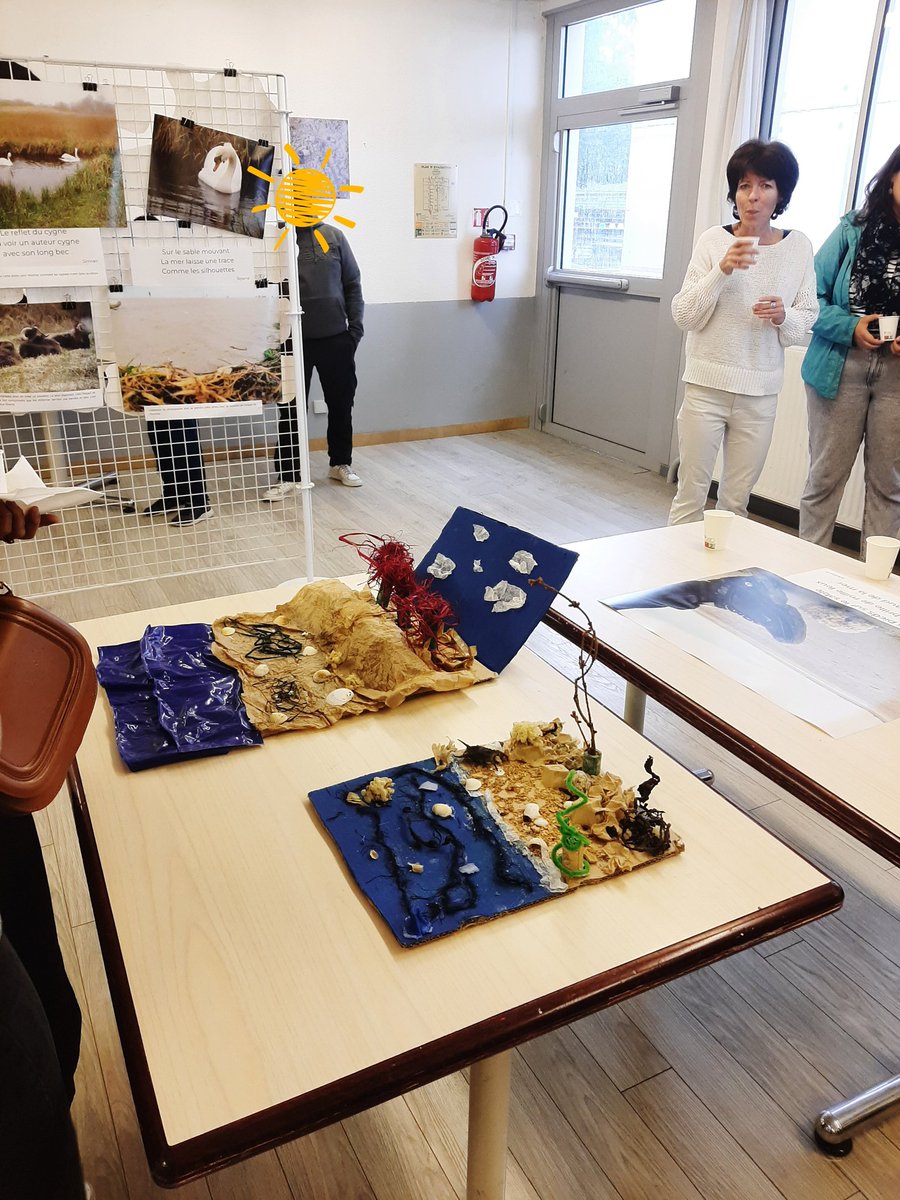 Exposition des travaux de la 3ème Segpa ce lundi 27 Mai 2024
Souvenir de leur voyage en baie de Somme
◇ Des photos de qualité 
◇ Des travaux manuels
◇ Des haïkus très inspirés
Félicitations aux élèves et aux professeurs pour ce travail remarquable !!!