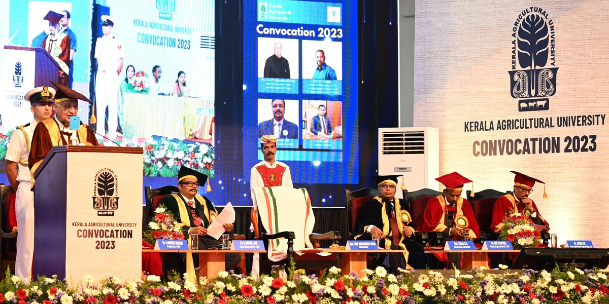 Hon'ble Governor Shri Arif Mohammed Khan conferred degrees at the Annual Convocation of Kerala Agricultural University,  held at College of Agriculture, Vellaayani. Honorary degree of DSc of KAU  was conferred on Shri K.V. Shaji, Chairman, @NABARDOnline
:PRO, KeralaRajBhavan
