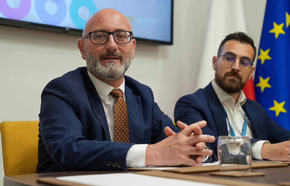 5,200 first-time buyers will receive payments this week as part of the €10,000 grant scheme. This is a key step in our strategy to make homeownership more accessible. Proud to support new homeowners and strengthen our #housing market.