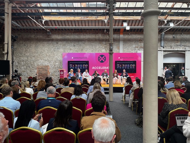 beachhutpr's tweet photo. The CEO &amp; Co-Founder of @CitySwift, @BrianO_Rourke
tells @DubTechSummit's #Accelerate stage how during Covid, the transport data company designed &amp; built a new social distancing app within 6 weeks, which he said was “the catalyst for everything that came after”. #CitySwift https://t.co/il7cAPxBrD