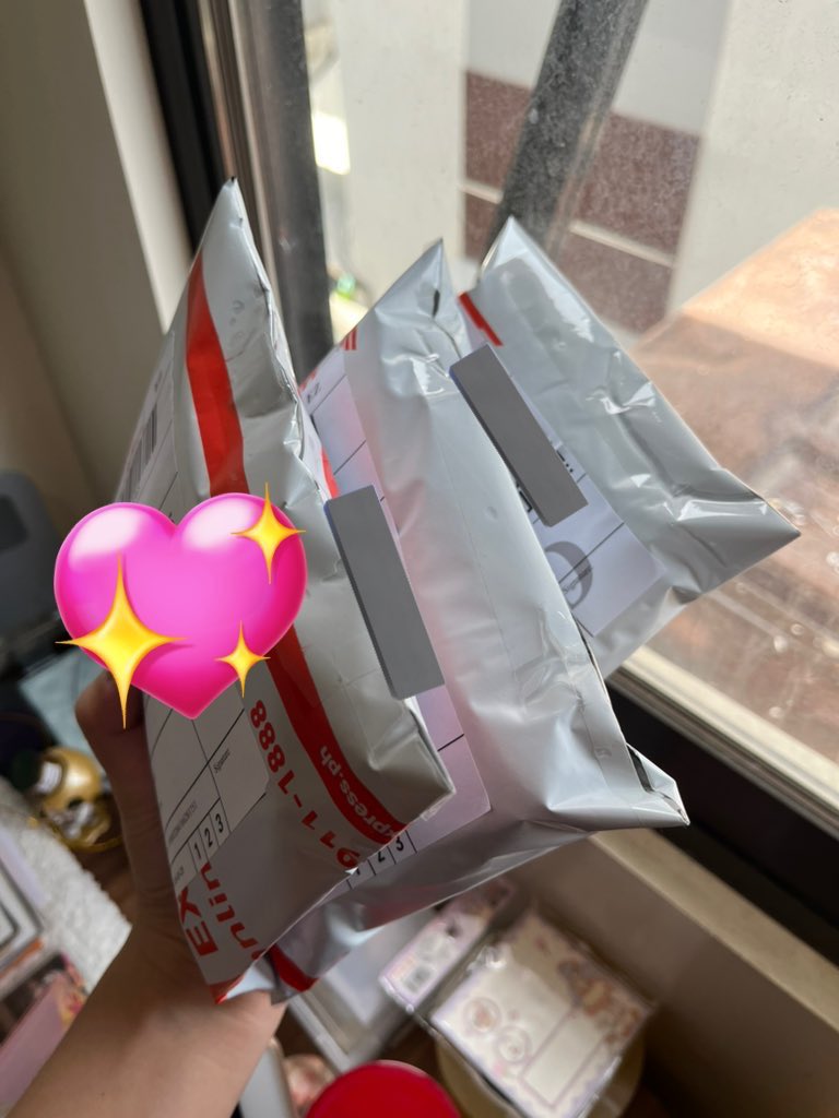 _naiysaei's tweet photo. Hello good evening! Sorry late upload. Na pick up na po ni rider yung mga parcels. Please look into tiktok nalang po for updates on your shipment. Thank you so much! ๐
#co_updates https://t.co/xTArefthms