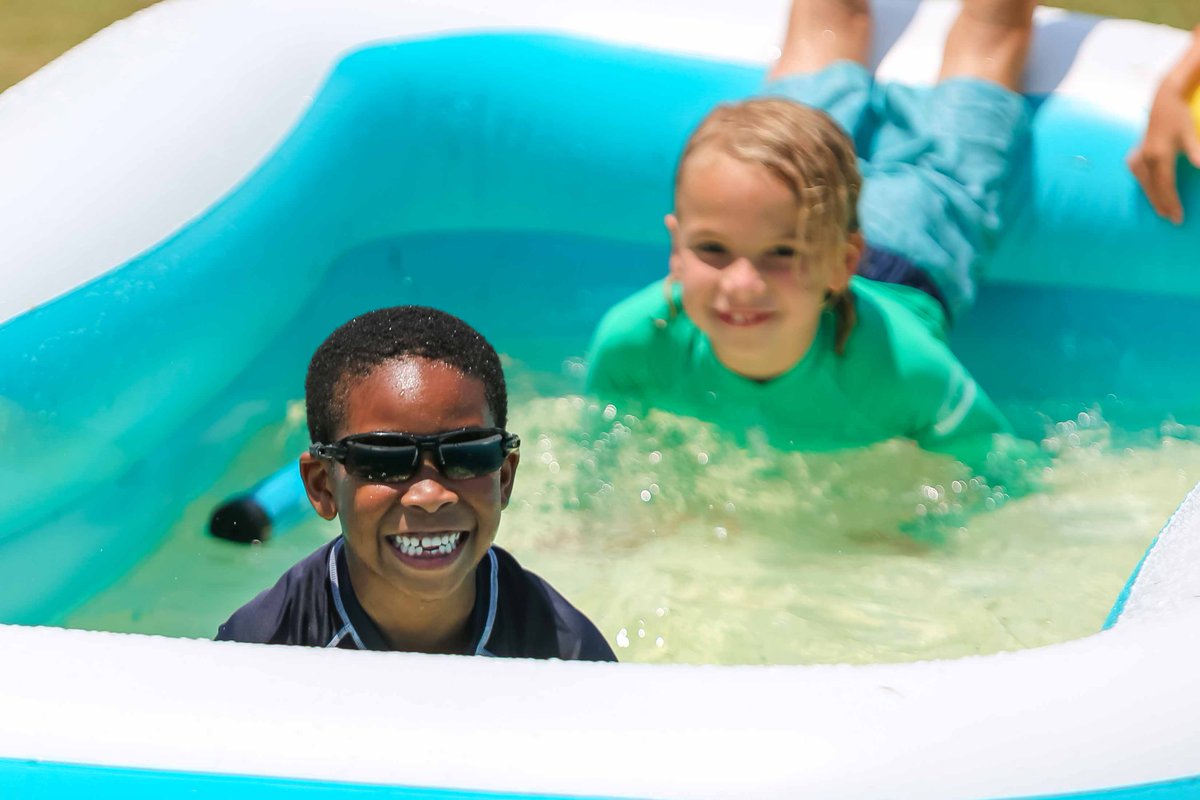 UnityDelray's tweet image. First grade is ready to welcome summer with a Splash Day celebration! 🌞💦🎉 Our students had an incredible time cooling off with various water activities, marking the perfect start to summer. Here&apos;s to an enjoyable and refreshing break! 🌟 #SplashDay #FirstGrade #UnitySchool