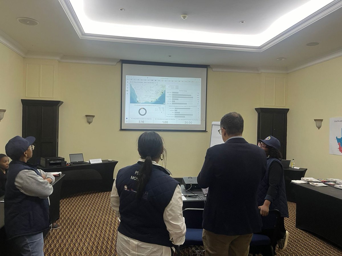IrlEmbPretoria's tweet photo. @IrlAmbRSA 🇮🇪Austin Gormley at the Women’s Election Mechanism for Peace incident room in Parktown, Joburg… #WPS in partnership with the @_IJR_
supported by @IrlEmbPretoria
#Elections2024 🇿🇦 Also present, Former President of Nigeria 🇳🇬Goodluck Jonathan. https://t.co/PublzfJQ28