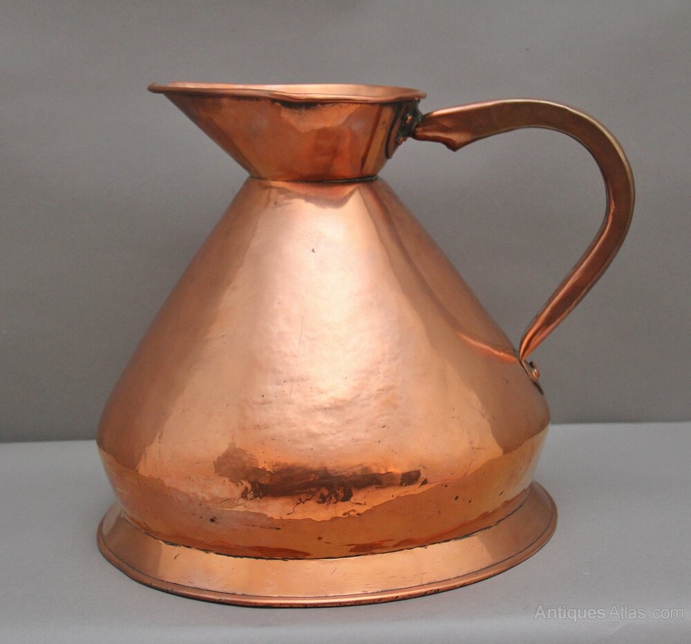 19th Century three gallon Copper Measuring Jug antiques-atlas.com/antique/19th_c… in very good condition and marked at the front with three gallon #Antiques From Martlesham Antiques @martleshamAntiq #antiquecopper #antiquecopperjug #antiquecopperkitchenalia #kitchenalia