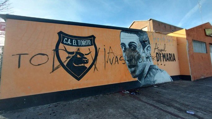 Están todos cagados, ayer festejaron algo ajeno a ellos y hoy volvieron a su triste realidad. Un equipo lleno de temores.