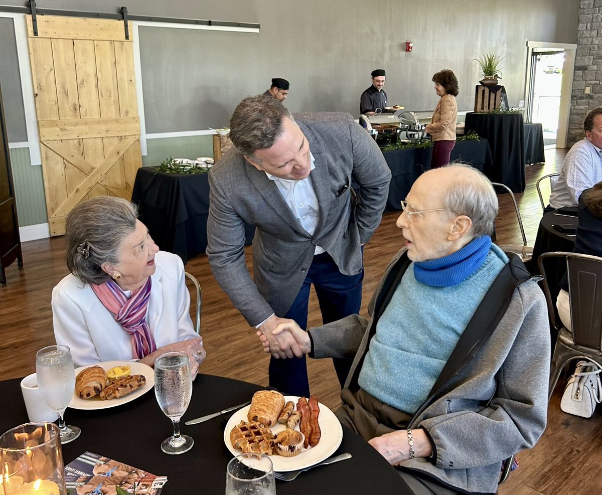 Amazing energy with supporters in Monroe County this morning! This election will determine our kids and grandkids’ future. We must continue to call friends, family, and neighbors to ensure we get out the vote in November and retire Bob Casey! 🇺🇸🇺🇸