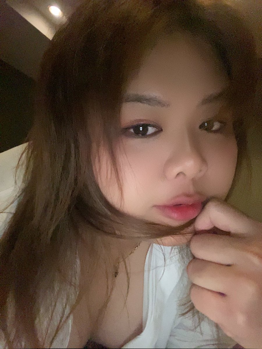 evesu1995's tweet photo. อยากรู้สึกเสียเหงื่อกับเธอจัง🤪
#เรื่องจริงไม่ได้พูดเล่น55 #สาวอ้วน #เฟรนด์ลี่ #ขี้เหงา #เอาใจเก่ง https://t.co/NO7DyMFWc7