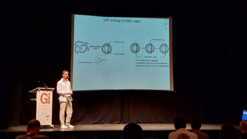 Elie Benchimol (@elie_bench) on Twitter photo First talk on a big stage at <a href="/GironaSeminar/">Girona Seminar 2024</a>. 🎉 Thankful for the opportunity to show my results as a (little) PhD student in <a href="/guido_clever/">Clever Lab</a> lab in front of such a great audience of chemists.
A beautiful conference in Girona so far. Enjoying both science and Spanish life!
<a href="/grk2376/">GRK2376 "Confinement-Controlled Chemistry"</a> First talk on a big stage at <a href="/GironaSeminar/">Girona Seminar 2024</a>. 🎉 Thankful for the opportunity to show my results as a (little) PhD student in <a href="/guido_clever/">Clever Lab</a> lab in front of such a great audience of chemists.
A beautiful conference in Girona so far. Enjoying both science and Spanish life!
<a href="/grk2376/">GRK2376 "Confinement-Controlled Chemistry"</a>